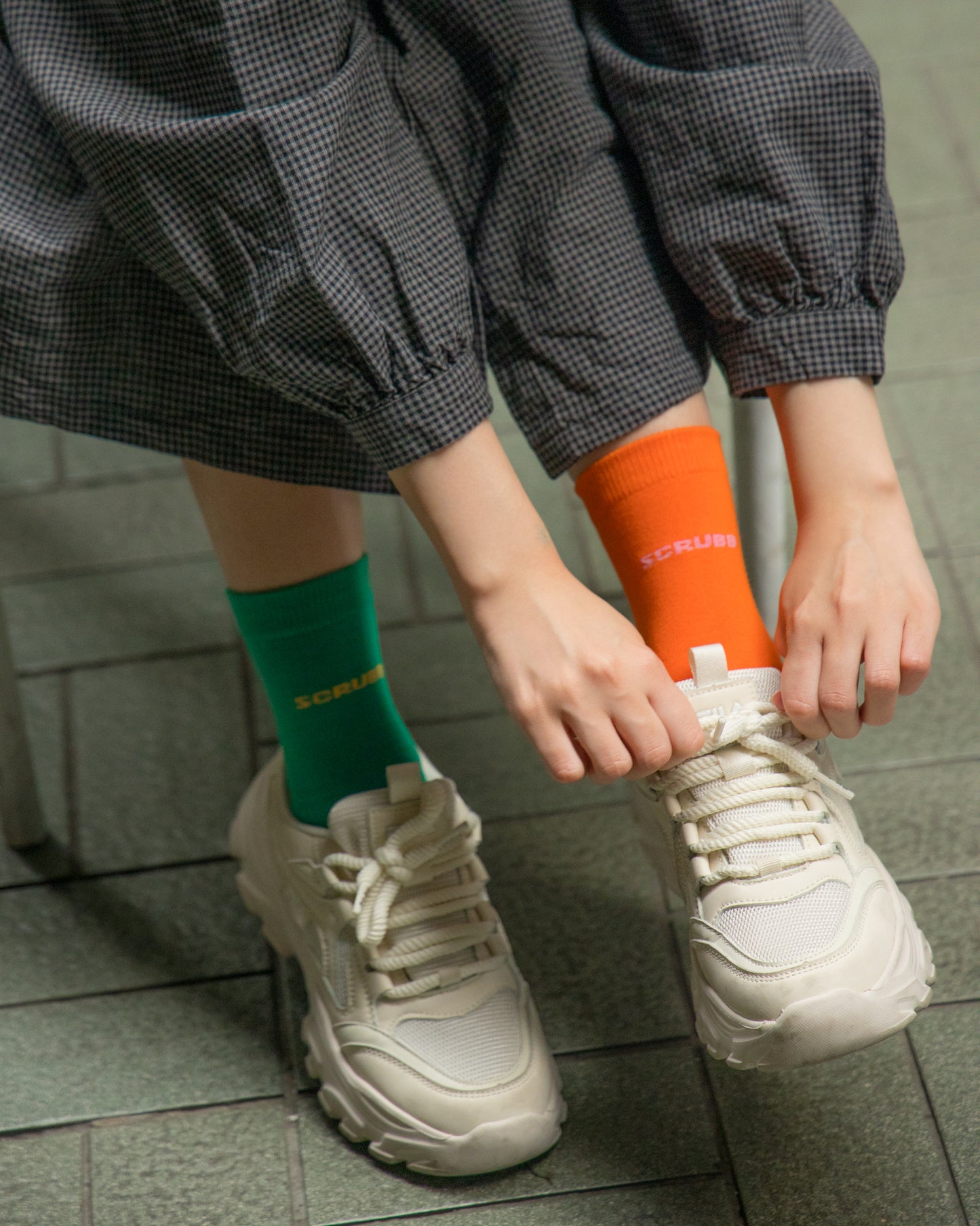"SCRUBB" Socks