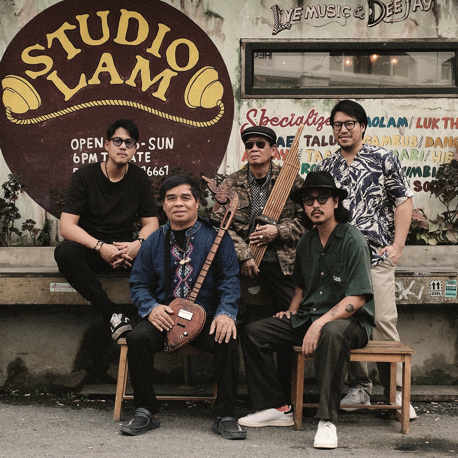 Paradise Bangkok Molam International Band